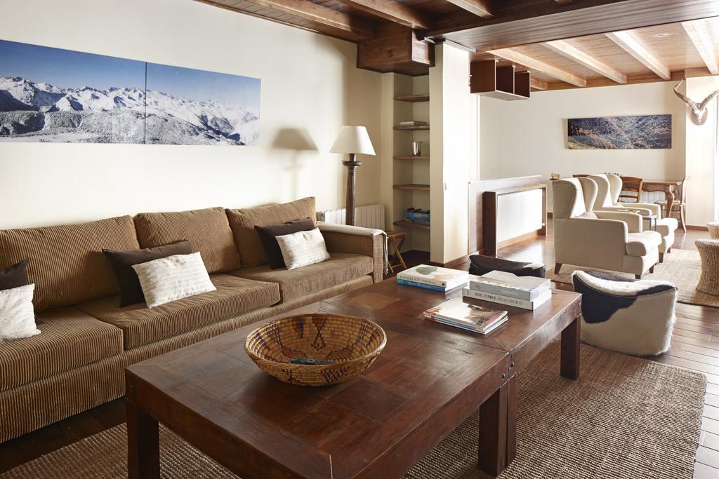 Hotel Val De Ruda Baqueira Beret Eksteriør bilde