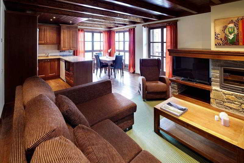 Hotel Val De Ruda Baqueira Beret Eksteriør bilde